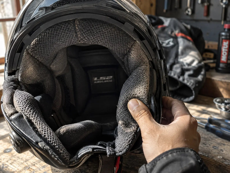 How the Hygena Helmet Deodorant Kills Bacteria Without Damaging Your Liner
