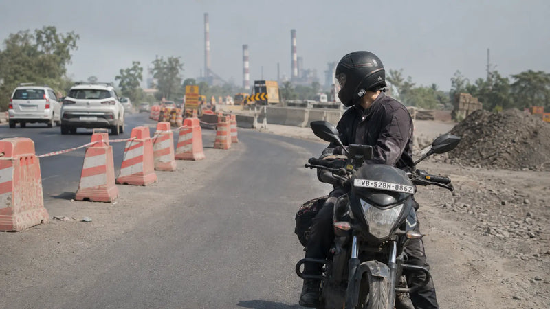 Helmet Cleaner Durgapur: It's Not the Dust, It's the Roads