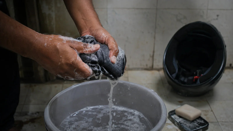 Helmet Interior Cleaner vs Deodorant: The Real Difference